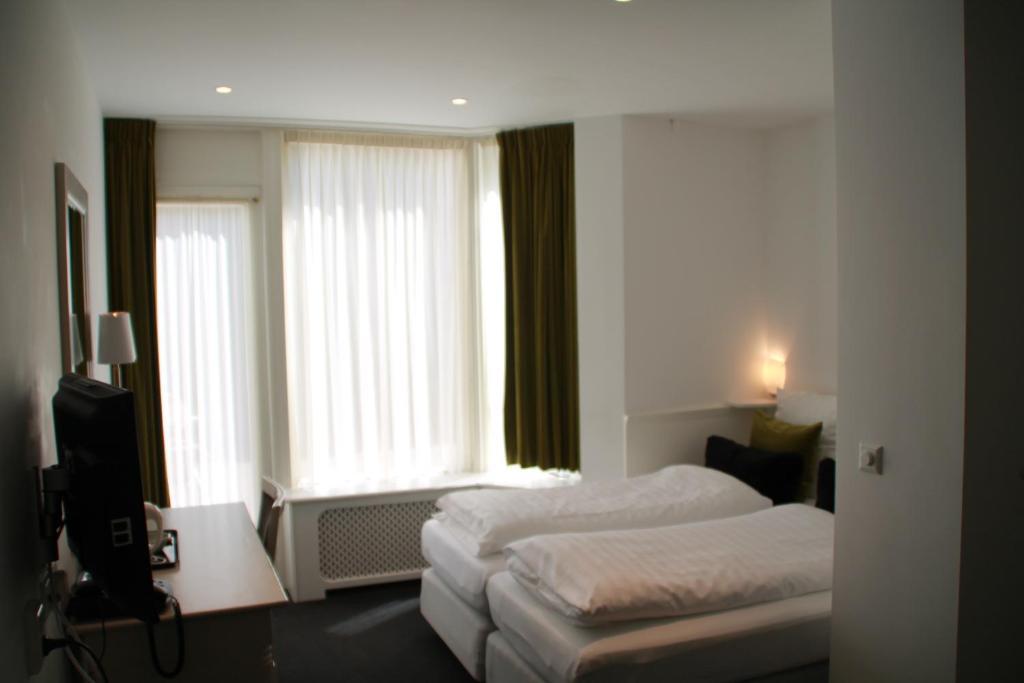 De Doelen Hotel Leiden Bilik gambar