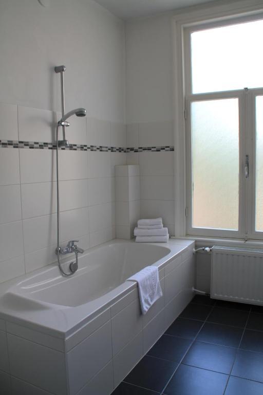 De Doelen Hotel Leiden Bilik gambar