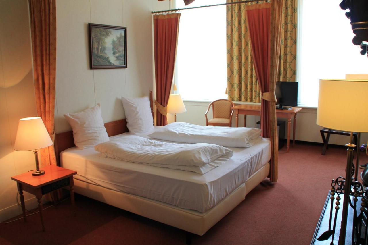 De Doelen Hotel Leiden Bilik gambar