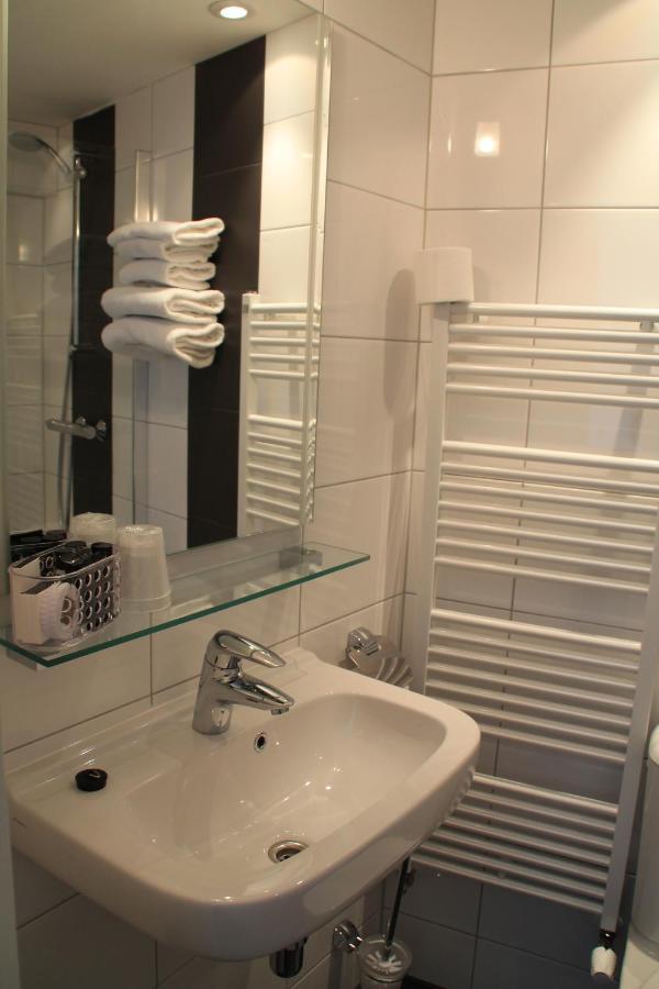 De Doelen Hotel Leiden Bilik gambar
